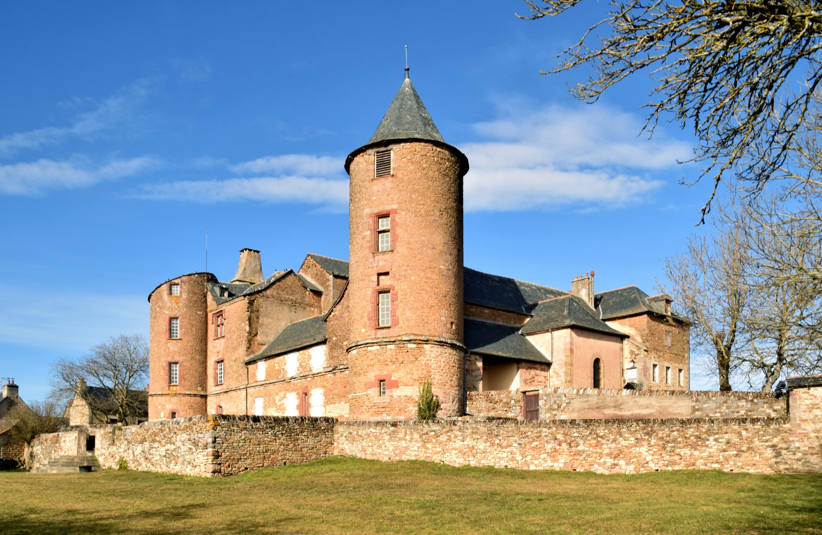 Castel_of_Onet-le-Château